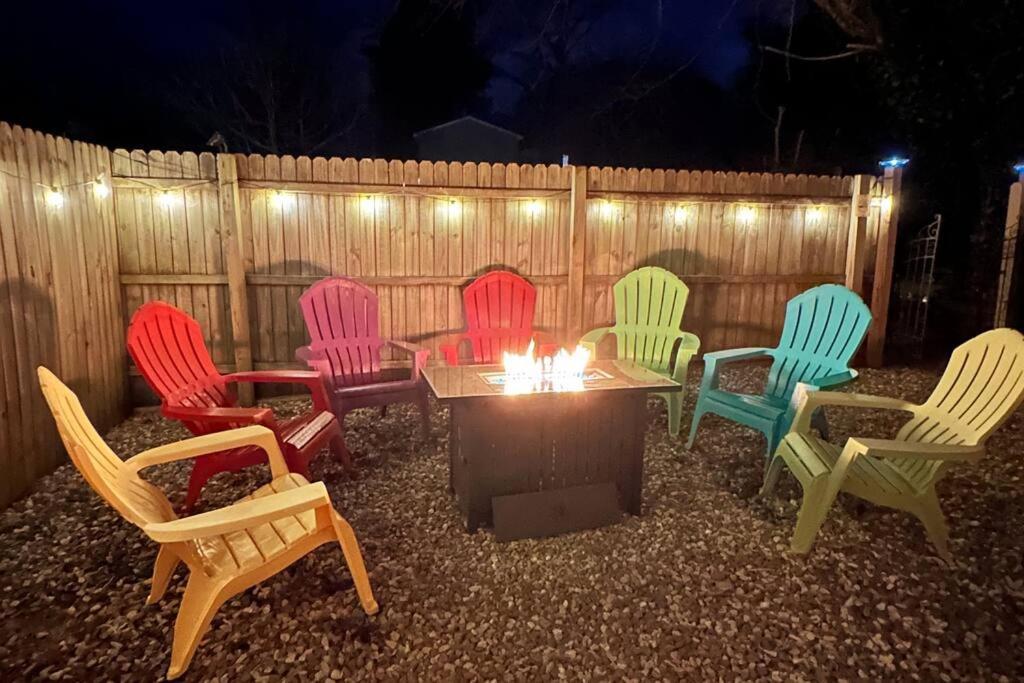 Haven At Hazel~Downtown Bungalow Demorest Екстериор снимка
